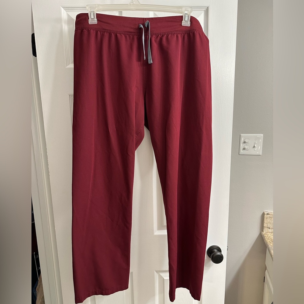 XL Figs Livingston - Burgundy